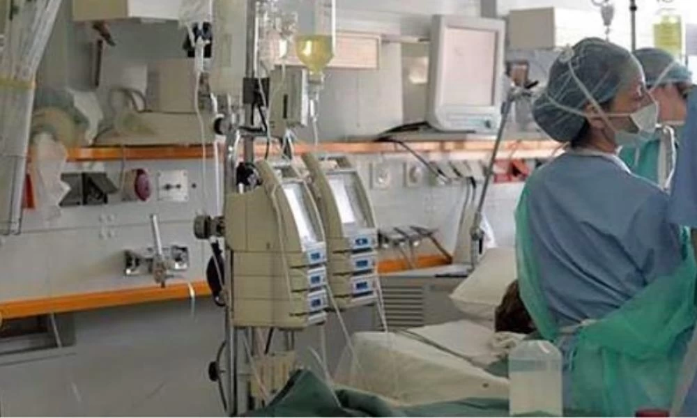 Συγκλονιστικές στιγμές στη ΜΕΘ του «Σωτηρία» από ασθενείς και νοσηλευτές